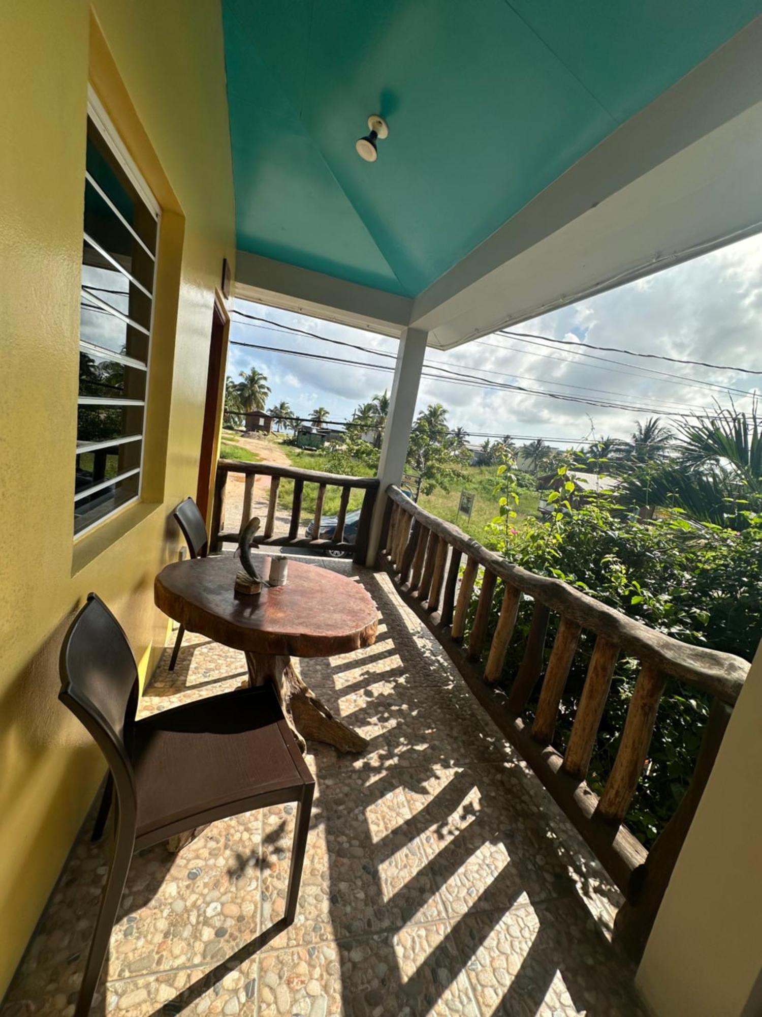 All Seasons Belize Hopkins Exterior photo