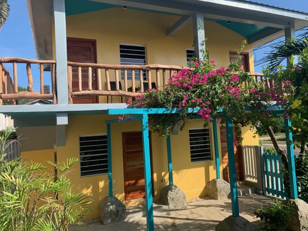 All Seasons Belize Hopkins Exterior photo